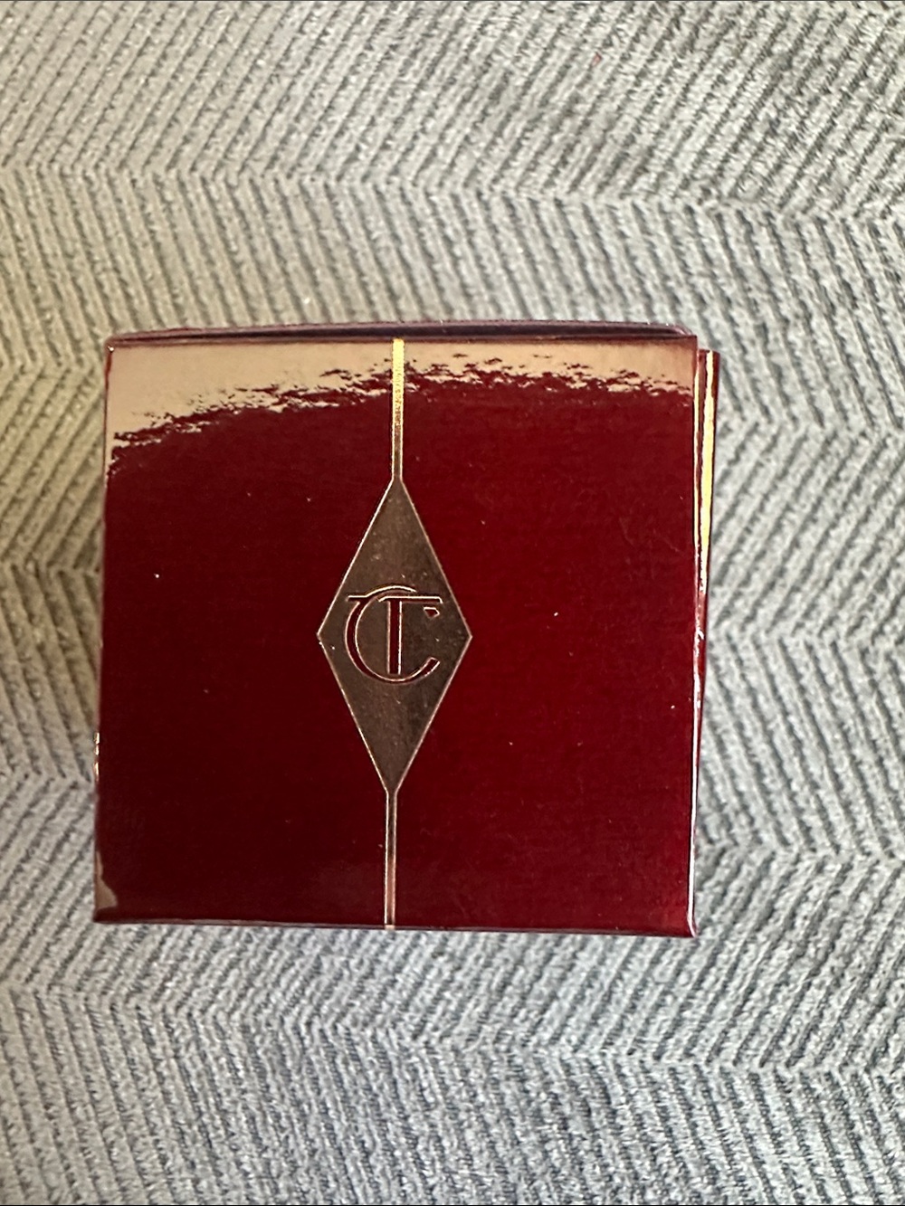 Charlotte Tilbury Flawless Finish Complexion Perfecting Micro Powder - Fair - Picture 5 of 6
